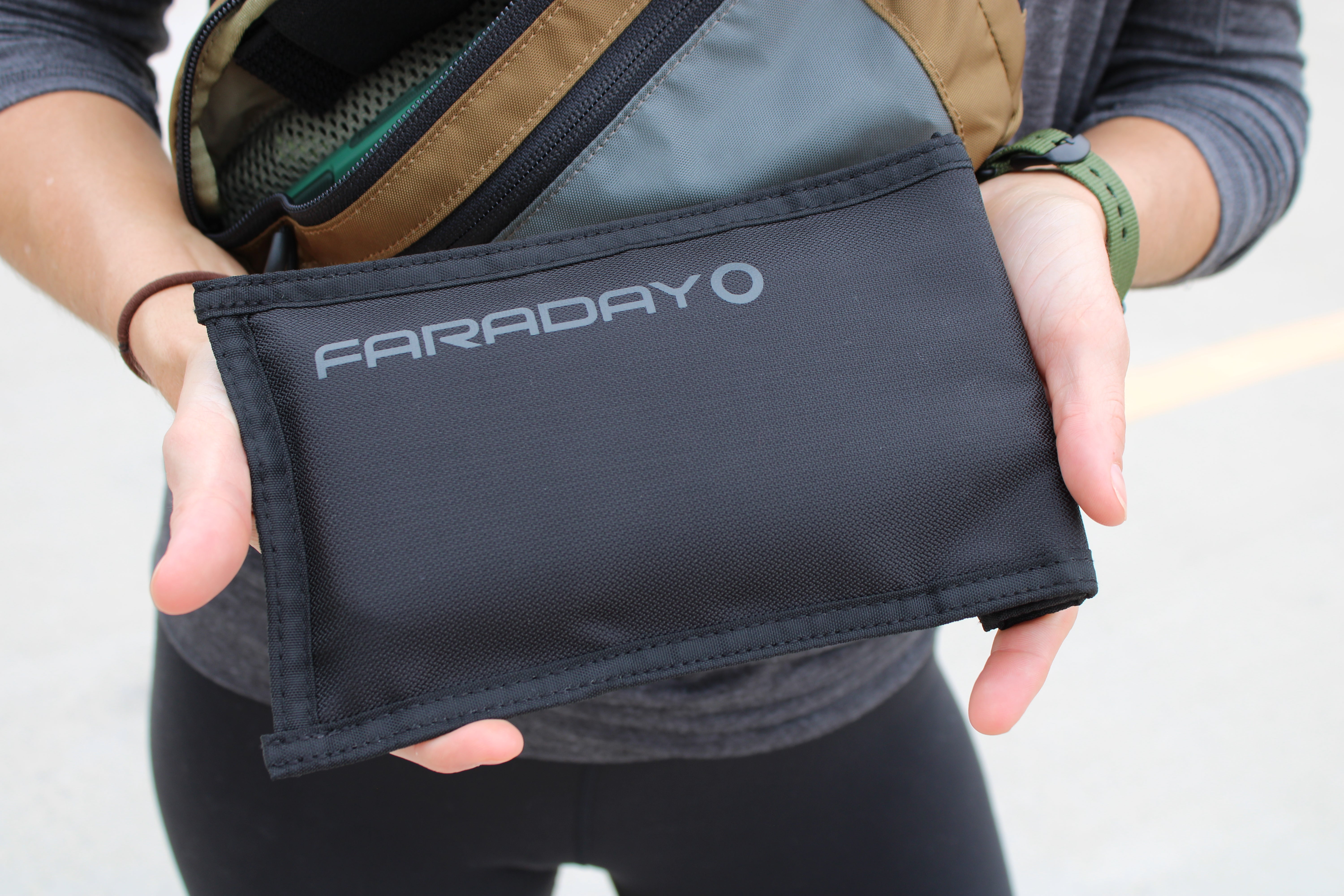 Faraday Defense cellphone faraday bag.