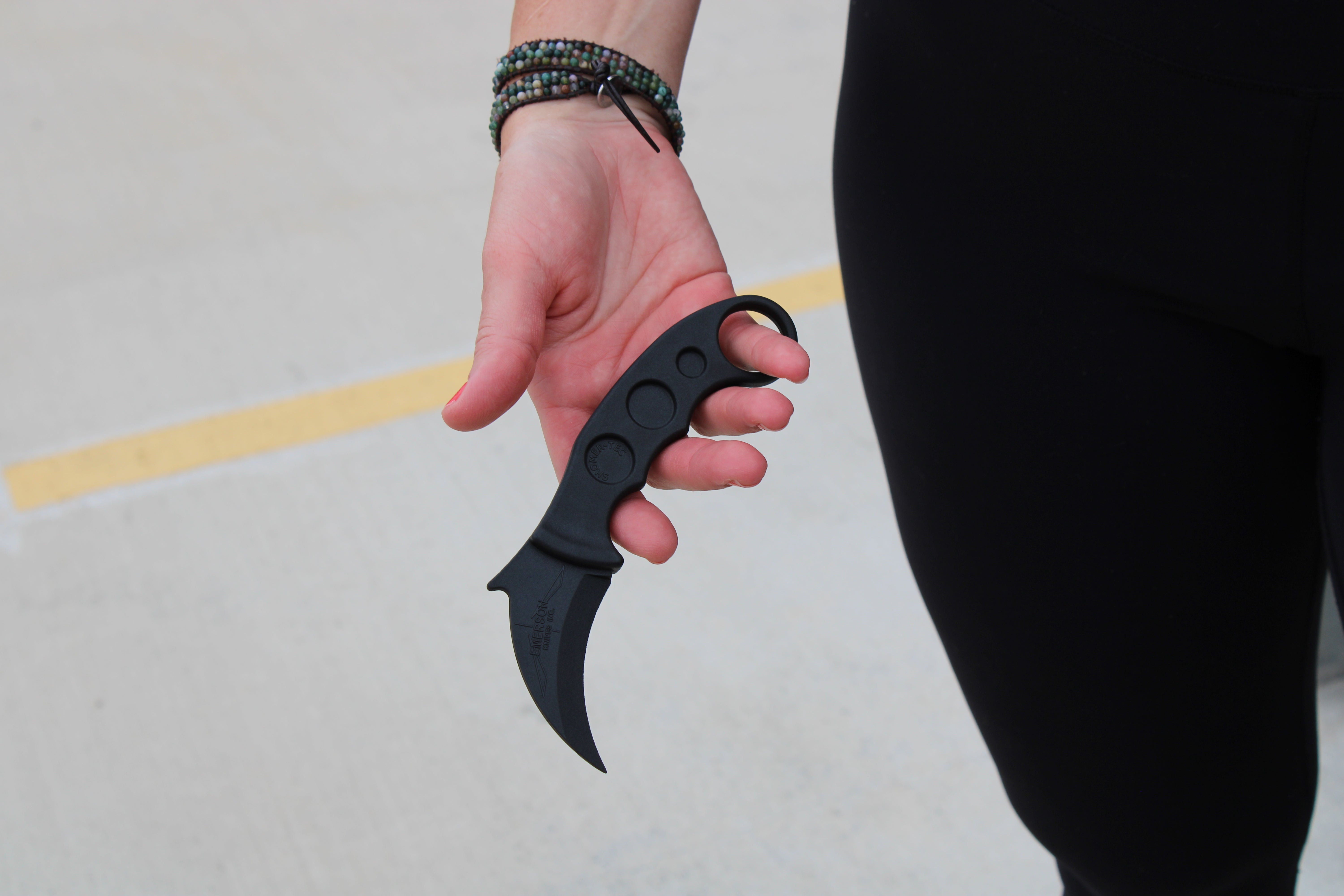 Emerson non-metallic karambit knife with IWB sheath – discreet everyday carry blade