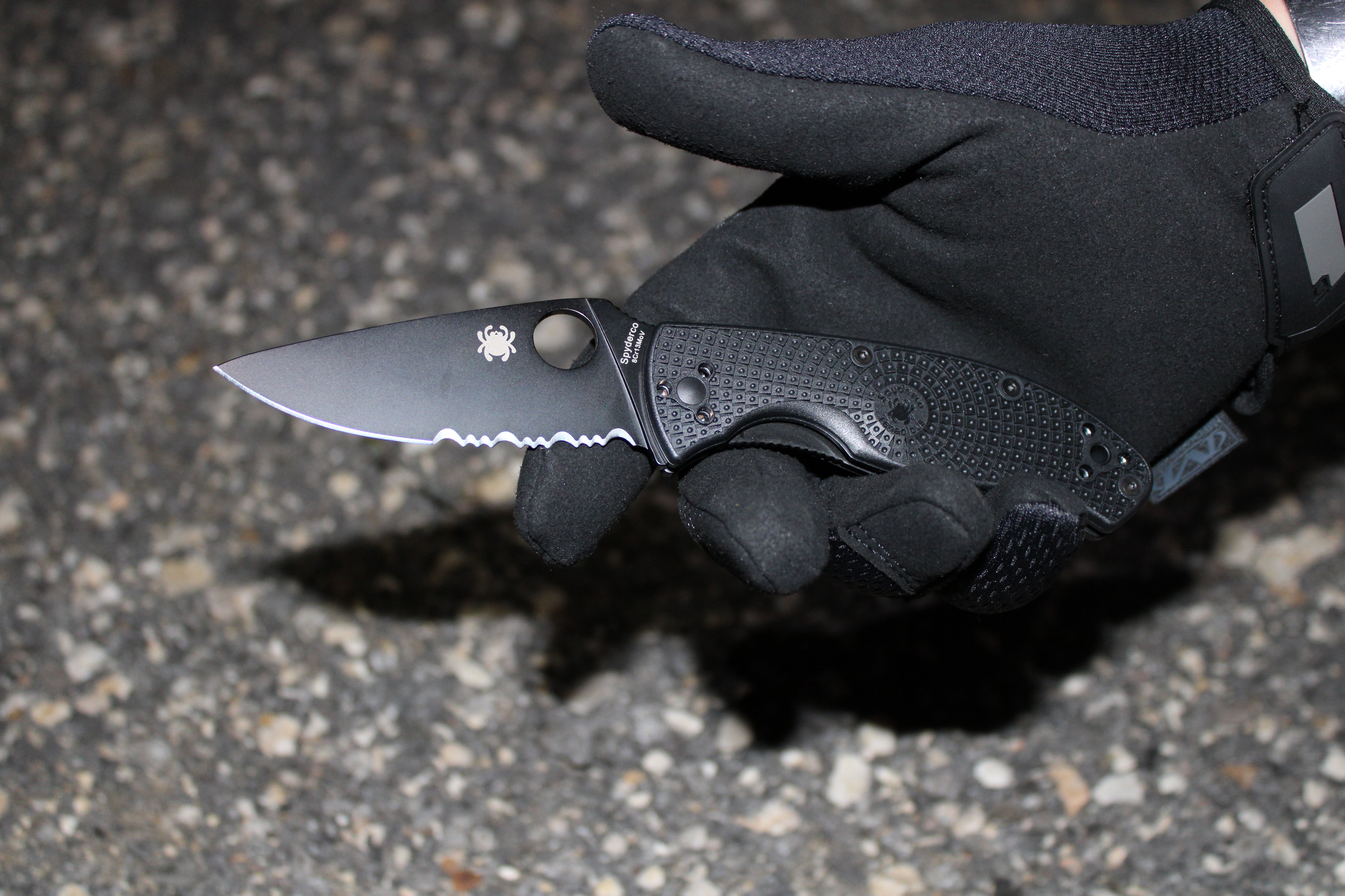 Spyderco Tenacious knife – tactical everyday carry blade included in Genesis Kit