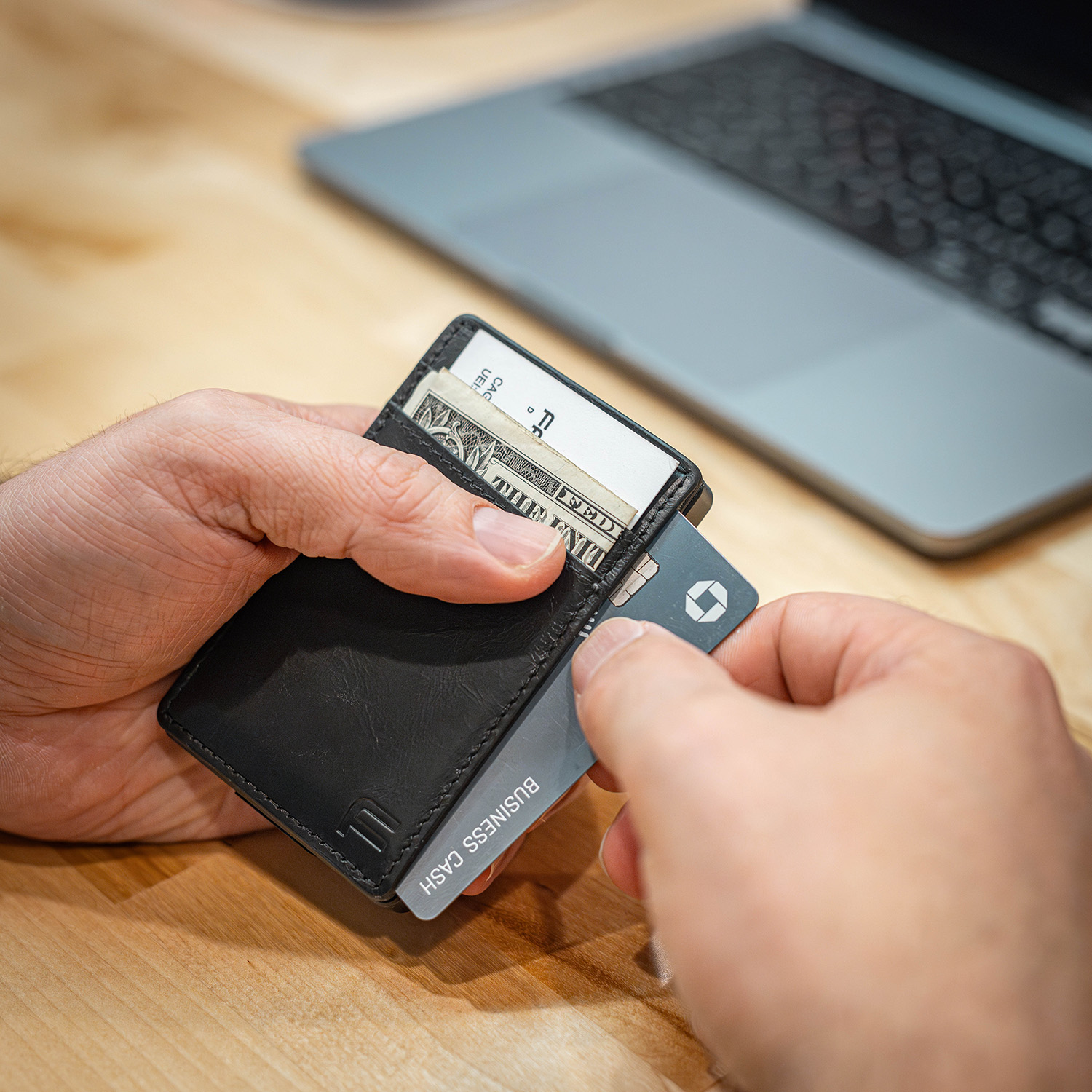 Faraday Companion Wallet – Leather RFID Card Holder